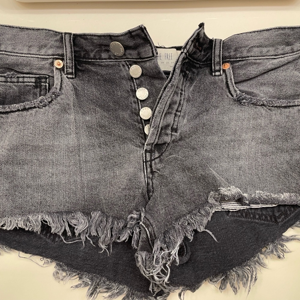 We The Free Denim Shorts Size 26